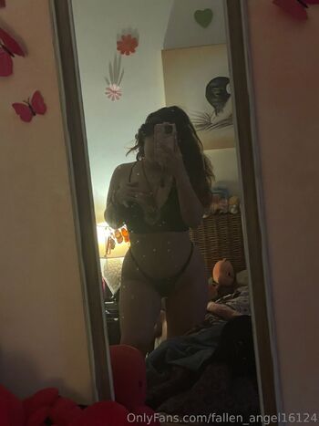Ange / fallen_angel16124 / angystealyogirl / angy171520641 / fallen_angel1612 / angygorl nude photo #6