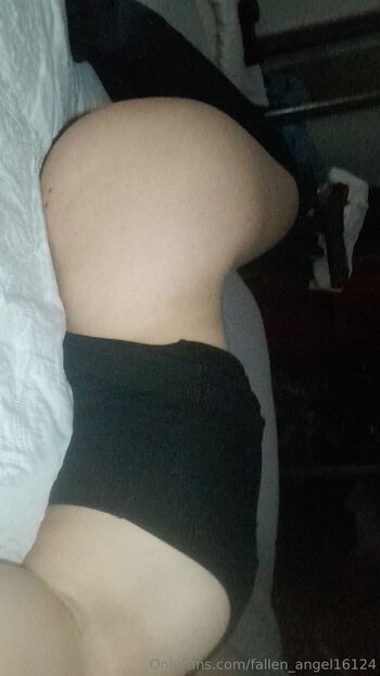 Ange / fallen_angel16124 / angystealyogirl / angy171520641 / fallen_angel1612 / angygorl nude photo #12