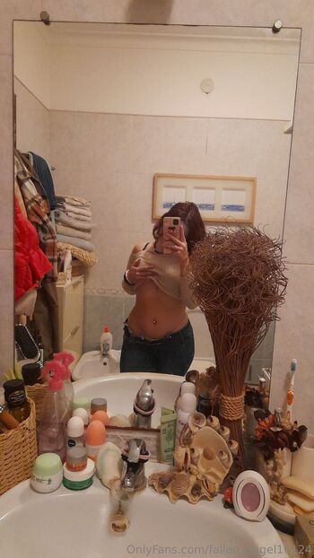 Ange / fallen_angel16124 / angystealyogirl / angy171520641 / fallen_angel1612 / angygorl nude photo #17