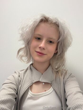 Meo / fancy_daisy nude photo #3