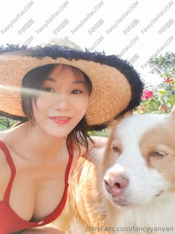 FancyYanYa / fancyyanyan / fancyyanyan2 nude photo #9
