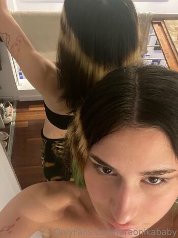 f4r / faraonik4baby nude photo #19