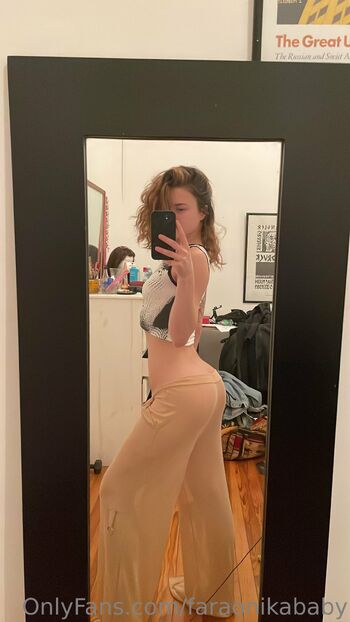 f4r / faraonik4baby nude photo #24