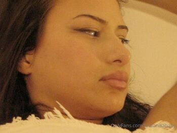 f4r / faraonik4baby nude photo #28