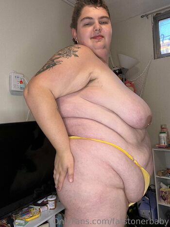 ur bbw pocket gf / fatstonerbaby nude photo #26