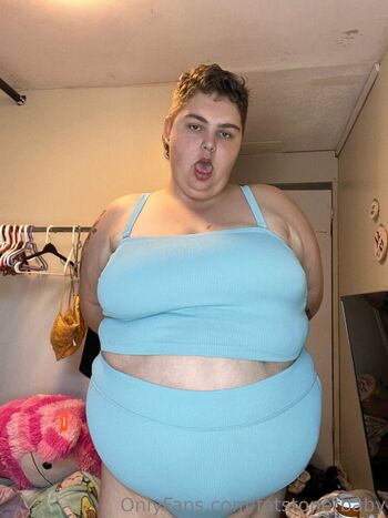 ur bbw pocket gf / fatstonerbaby nude photo #32