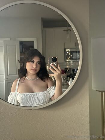 aly / favaly nude photo #18