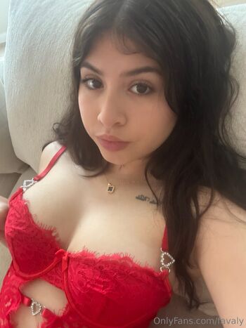 aly / favaly nude photo #23