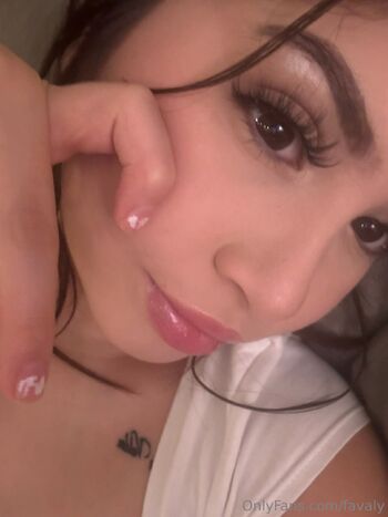 aly / favaly nude photo #29