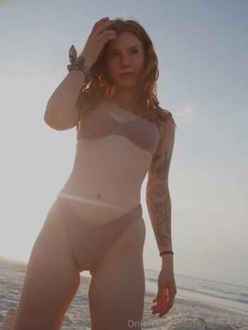 Faye / fayeonearth / fayeonearthh nude photo #39