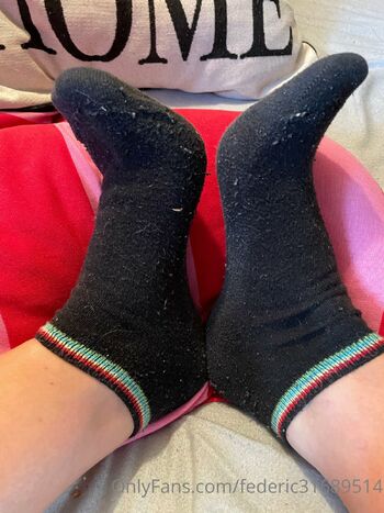 federic / federic31689514 / sweetdreamsfeet6 nude photo #5