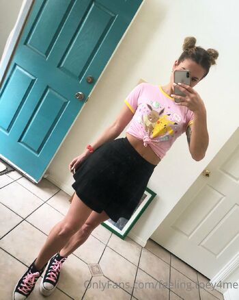 x Evee / feeling.toey4me / azriel.fetish_ nude photo #18