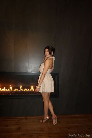 officially retired / feetbysvett nude photo #10