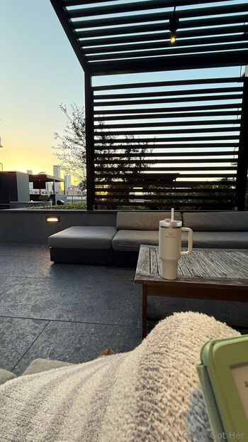 officially retired / feetbysvett nude photo #18