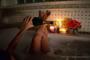 FeetUpWithCy / feetupwithcyn nude photo #18