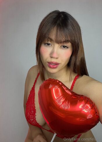 FEL / felaaa nude photo #8