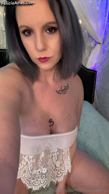 Felicia Aries FREE Conten / feliciaariesfree / feliciaariesof / feliciaaries nude photo #33