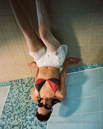 Fellfromthemoo / fellfromthemoon nude photo #15