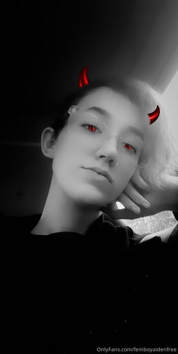 Femboi Aide / femboyaidenfree nude photo #2