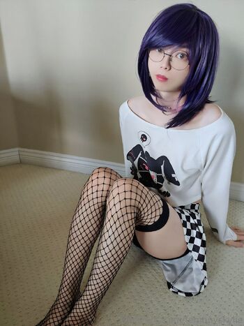 Skyli / femboyskylie nude photo #3