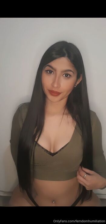 Asian Femdom Goddess Naim / femdomhumiliation nude photo #3