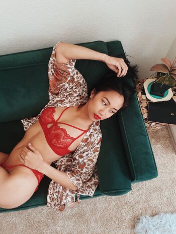 Asian Femdom Goddess Naim / femdomhumiliation nude photo #32