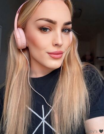 ᴍɪꜱᴛʀᴇꜱꜱ ʀᴜʙʏ / femdomruby nude photo #30