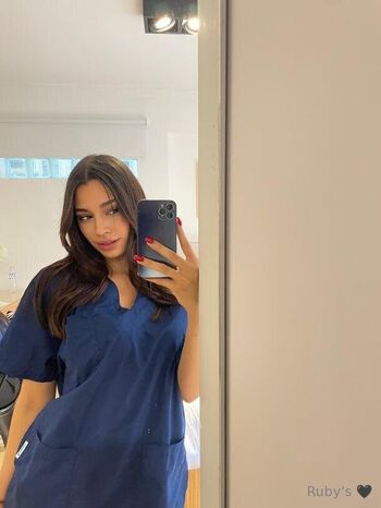 ᴍɪꜱᴛʀᴇꜱꜱ ʀᴜʙʏ / femdomruby nude photo #34