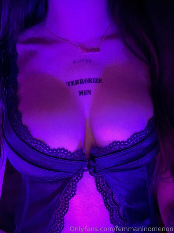 Emma / femmaninomenon nude photo #10