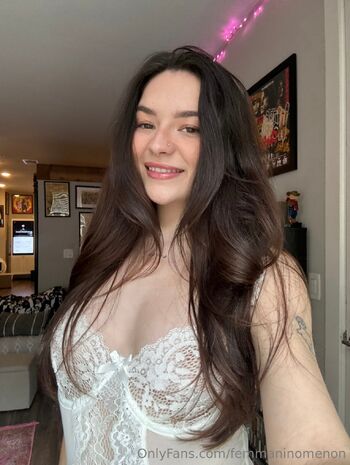 Emma / femmaninomenon nude photo #23