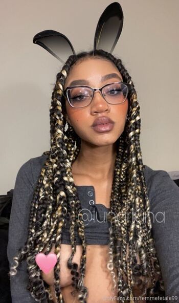 Lunar Lun / femmefetale99 nude photo #24