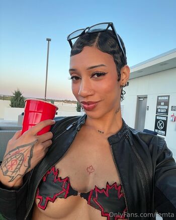 Femt / femta nude photo #20