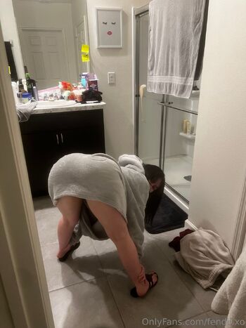 Fend / fendii.xo nude photo #6