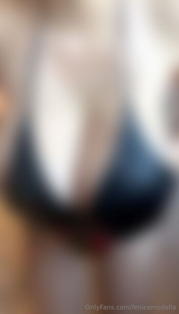 Fenice Modell / fenicemodella nude photo #9