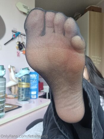 RoomOfAngel / fetishsong / strange.call nude photo #48