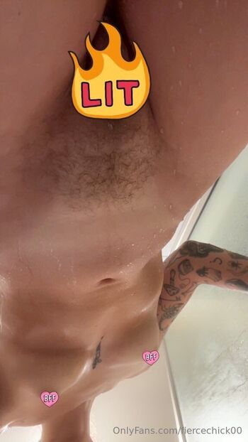 Fiercechic / fiercechick00 / bluemoose7 / blue_moose7 nude photo #2