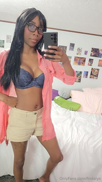 Find Aly / findalys nude photo #4