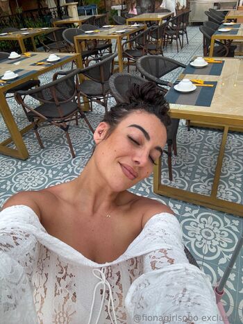 FionaGirlSoh / fionagirlsoho nude photo #14