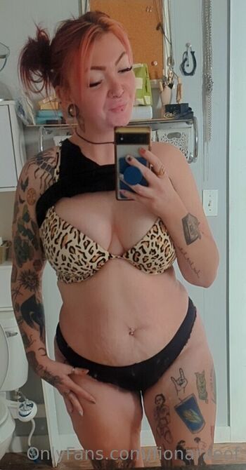 Fiona Ra / fionaraeof nude photo #22