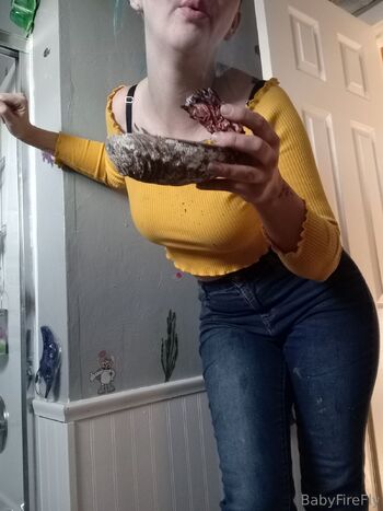 FireFl / firefirefly nude photo #21