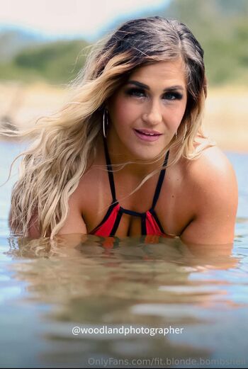 Fit Blonde Bombshel / fit.blonde.bombshell nude photo #9