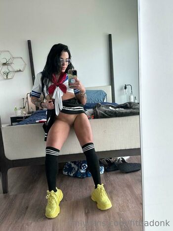 Bella, Your 5 Dream Gir / fitbadonk nude photo #8