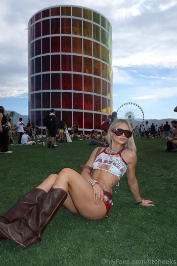 Peachy Cheeks / fitcheeks nude photo #18