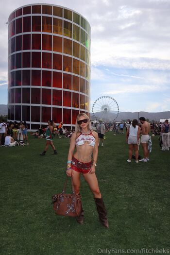 Peachy Cheeks / fitcheeks nude photo #20