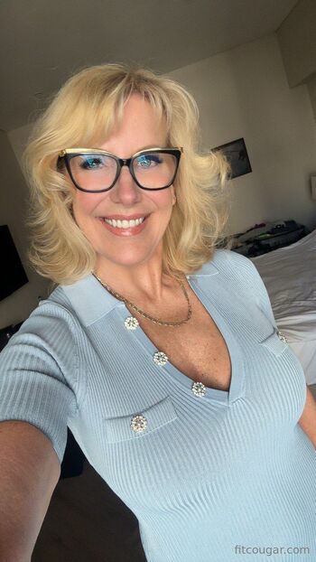 FitCougar Bianc / fitcougar50 nude photo #24