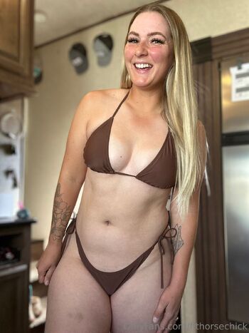 Cowgirl J / fithorsechick nude photo #14