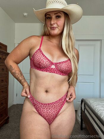 Cowgirl J / fithorsechick nude photo #17