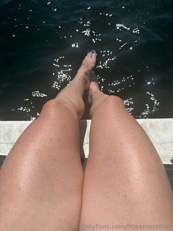 Lex / fitlexinextdoor nude photo #23