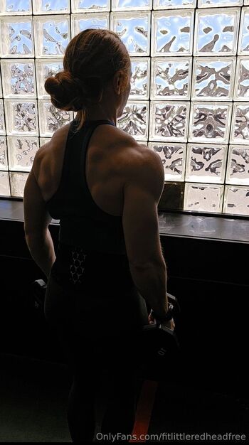 Fit Little Redhead Fre / fitlittleredheadfree nude photo #15