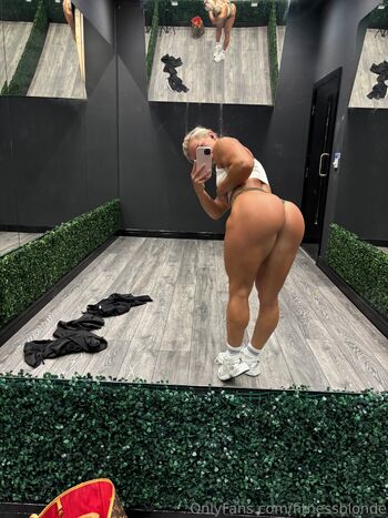 Fitness blond / fitnessblonde nude photo #5